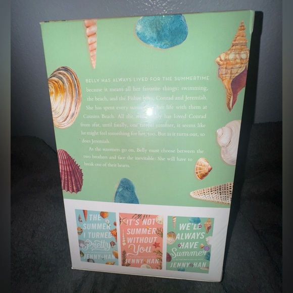 The Summer I turned Pretty Trilogy - Picture 2 of 3